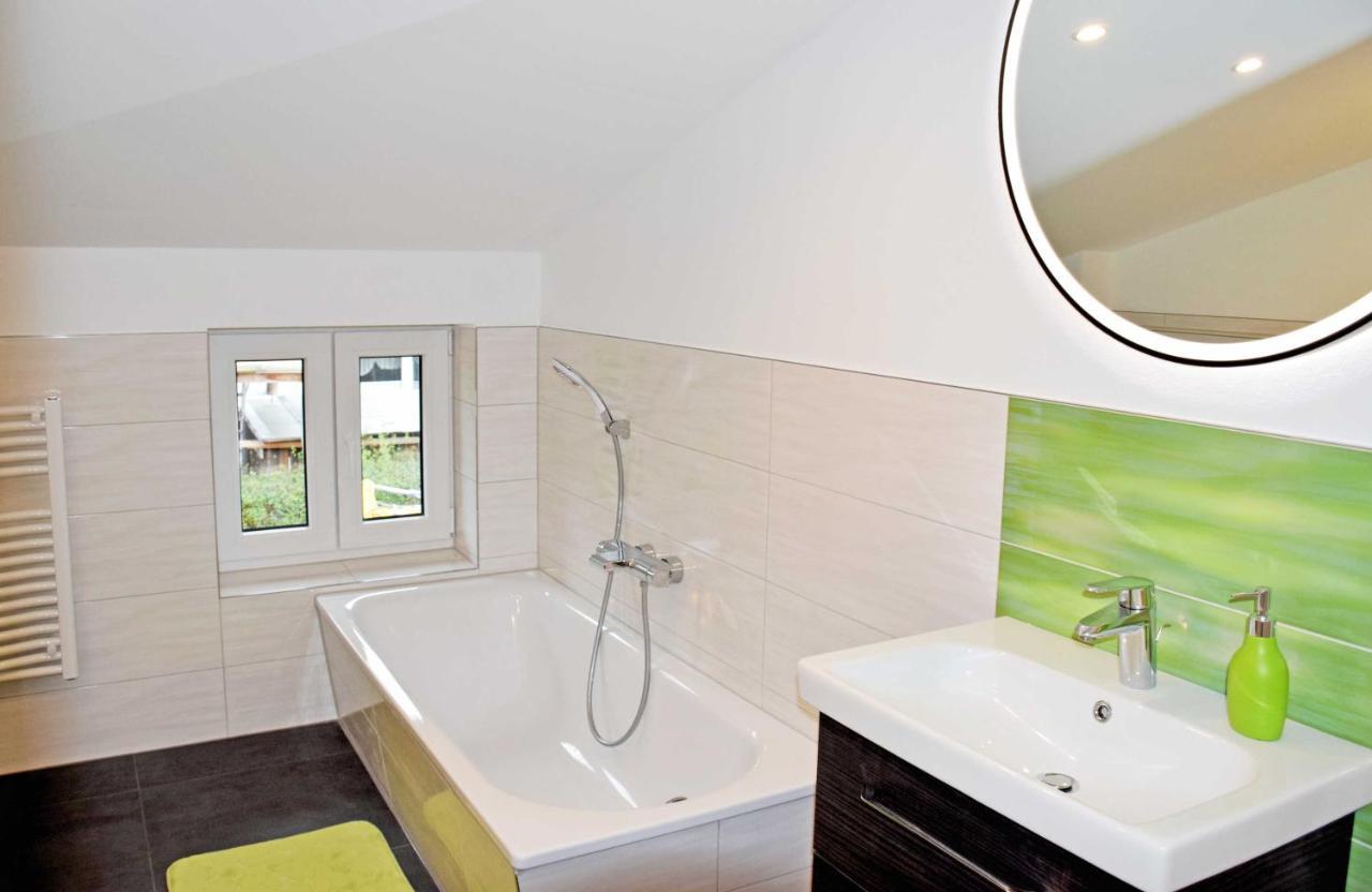 Ferienhaus Zum Boddenstrand Mit Ka Gross Zicker Bilik gambar