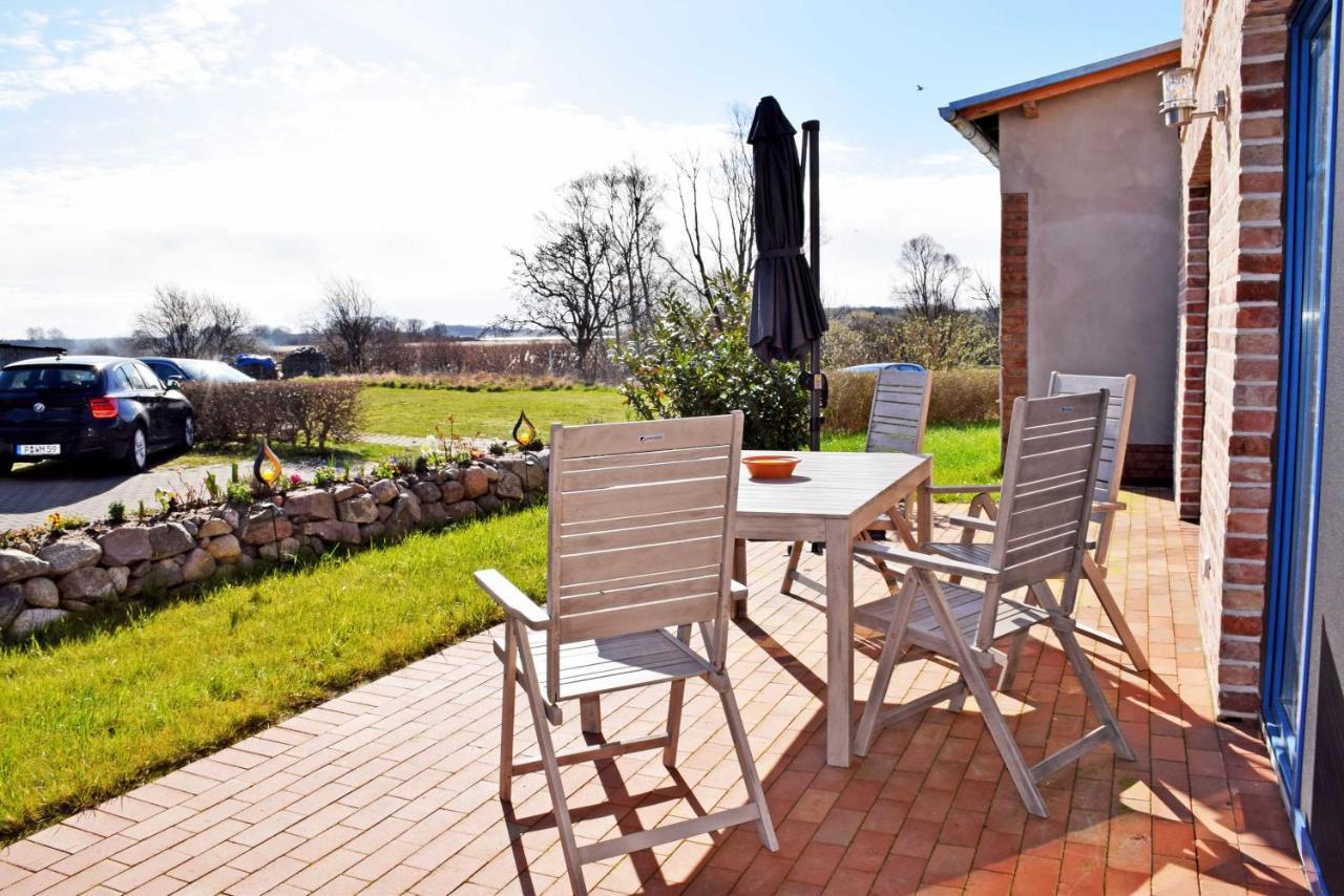 Ferienhaus Zum Boddenstrand Mit Ka Gross Zicker Luaran gambar